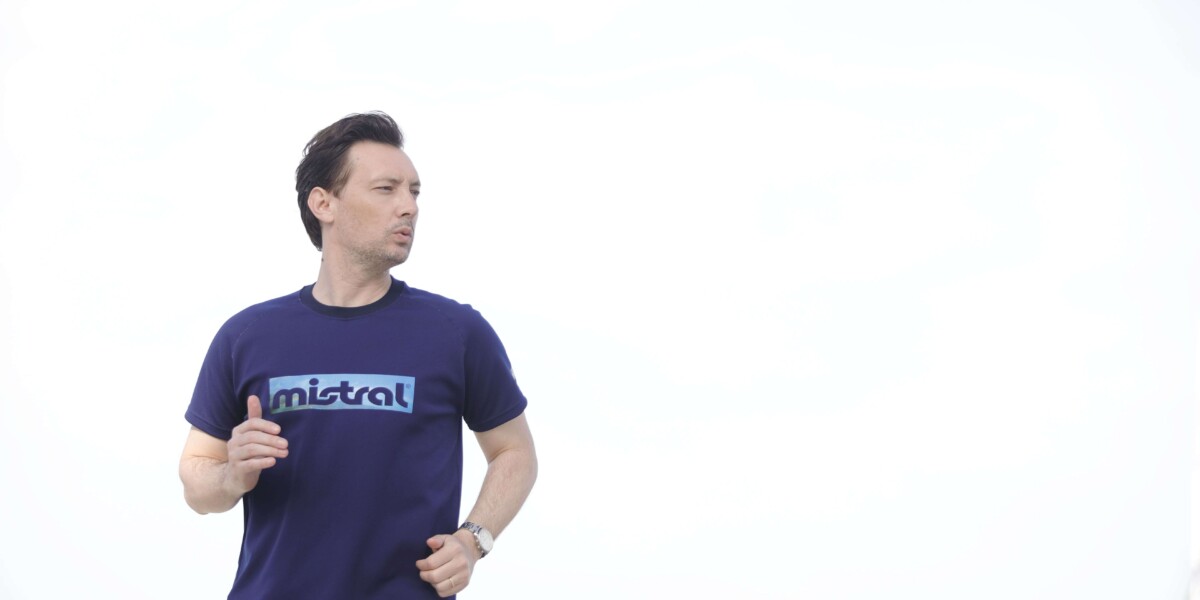 ユニセックス HP-DRY半袖Tシャツ - ミストラルスカイ -  ネイビー